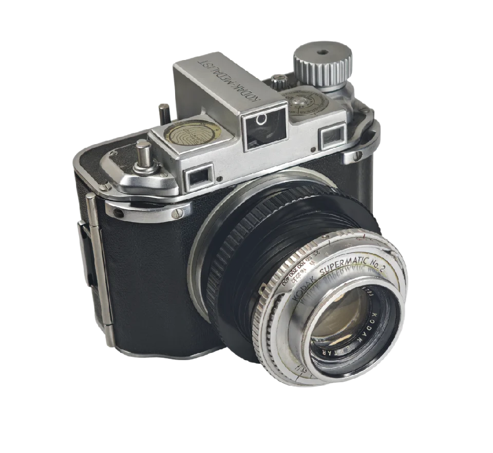 Kodak Medalist I (1941) — cámara de la Segunda Guerra Mundial en la colección de Pol