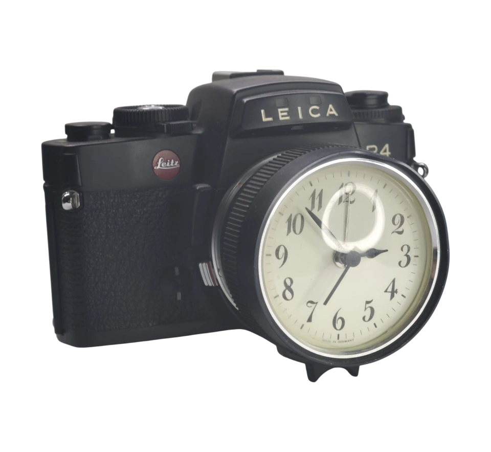 Leica R4 Clock — reloj de coleccionismo fabricado con el cuerpo de una Leica R4
